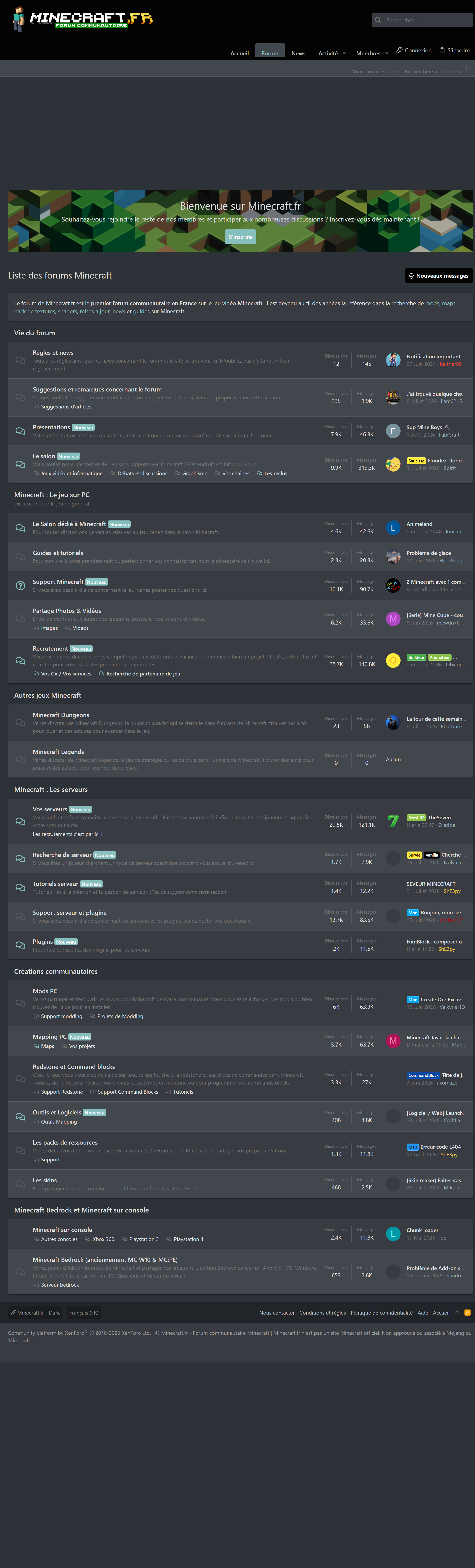 Ancienne page d'accueil du forum Minecraft.fr en thème sombre, blocs aux angles arrondis et titres de section peu marqués