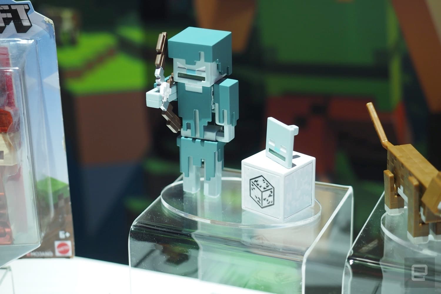 Mattel va produire des Mini-Figurines Minecraft NFC pour Minecraft Earth 