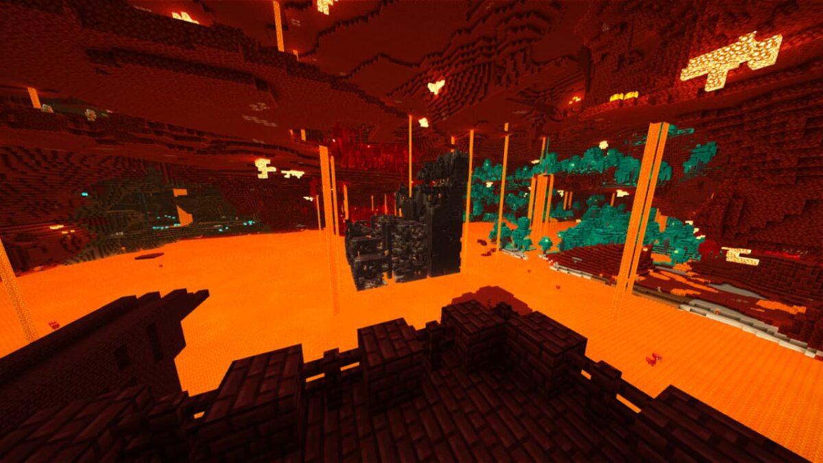 paysage du Nether avec des cascades de lave et des biomes colorés, rehaussé par Aurora's Shaders avec un éclairage immersif.