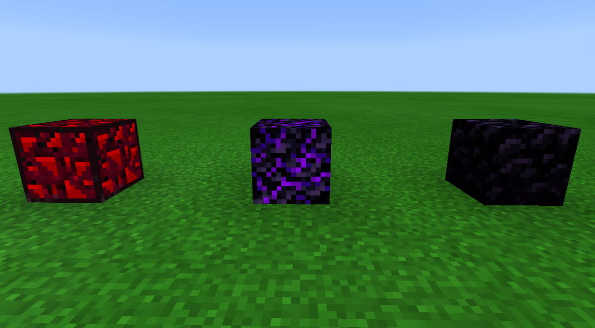 Trois types d’obsidienne dans Minecraft : lumineuse, pleureuse et classique, alignés sur de l’herbe.