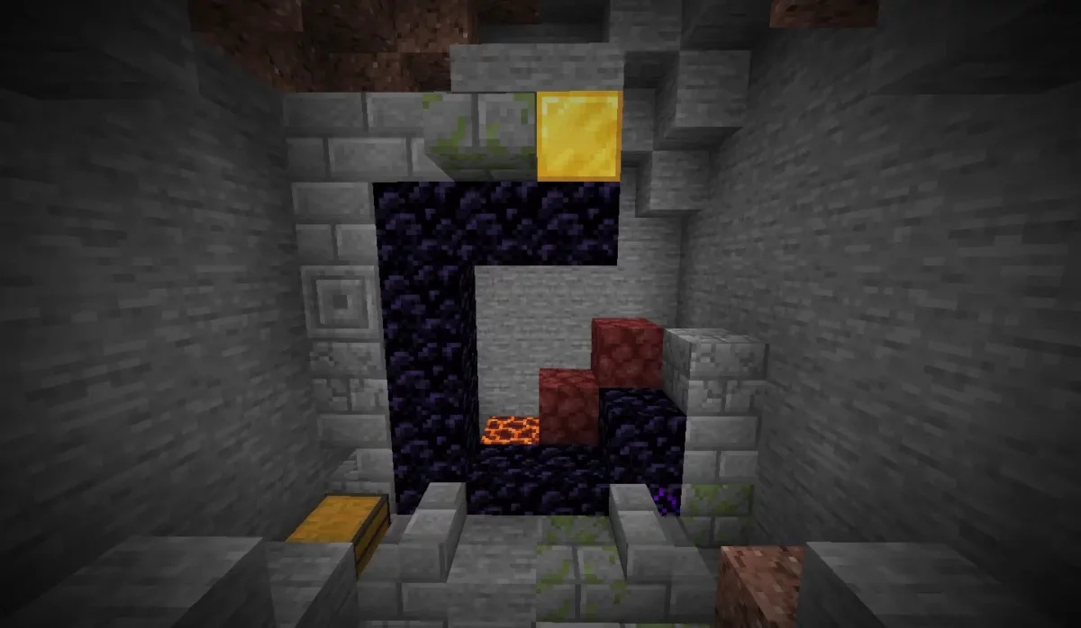 Portail du Nether en ruine découvert sous terre dans Minecraft, entouré de pierre taillée et de magma