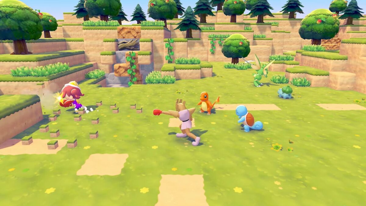 Scène de jeu Pokémon Pokopia montrant Salamèche, Carapuce, Bulbizarre, Tygnon et Insécateur dans un décor de construction verdoyant.