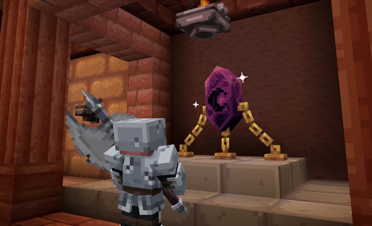 Aventurier en armure explorant un donjon du mod Minecraft SoulSteel devant un cristal magique violet.