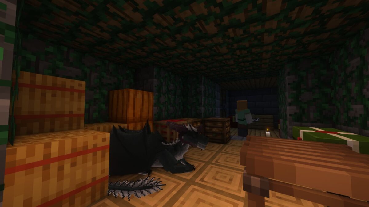 dragon au repos dans une cabane remplie de coffres et de caisses dans le mod Minecraft Dragon Survival