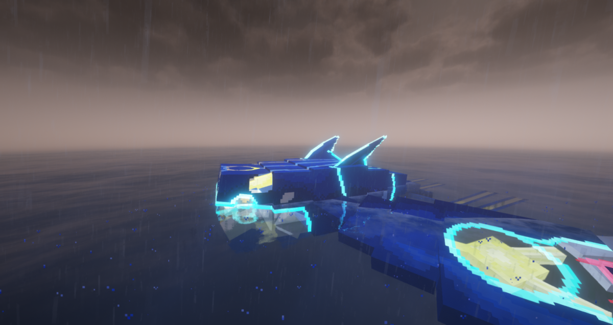 Primal Kyogre nageant en mer sous la pluie dans le mod Minecraft Cobblemon: Mega Showdown, avec effets lumineux et environnement dynamique.