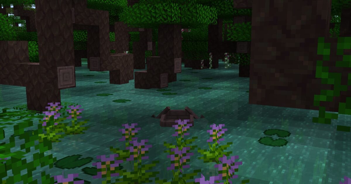 mod Minecraft Atmospheric montrant un rainforest basin avec de l’eau peu profonde, des troncs immergés et une végétation dense