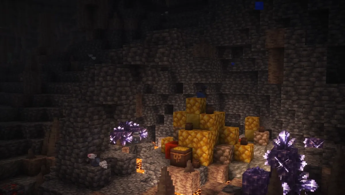 mod Minecraft Cobblemon 1.8 crypte souterraine avec cristaux violets et salle au trésor dans une grotte sombre