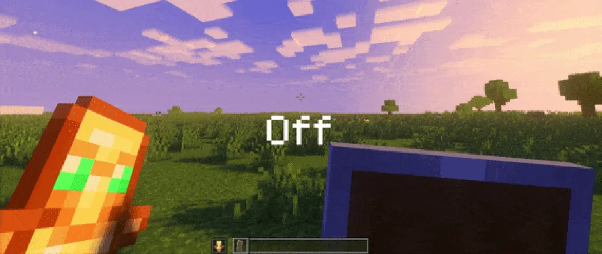 Bouclier et totem occupant les coins de l’écran Minecraft sans le pack Small Shield et Totem